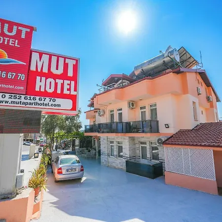 Mut 3* Φετιγιέ